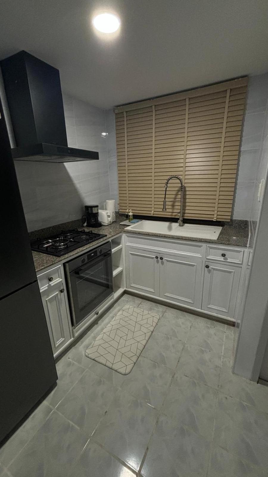 2 Bed Townhouse, Location, *