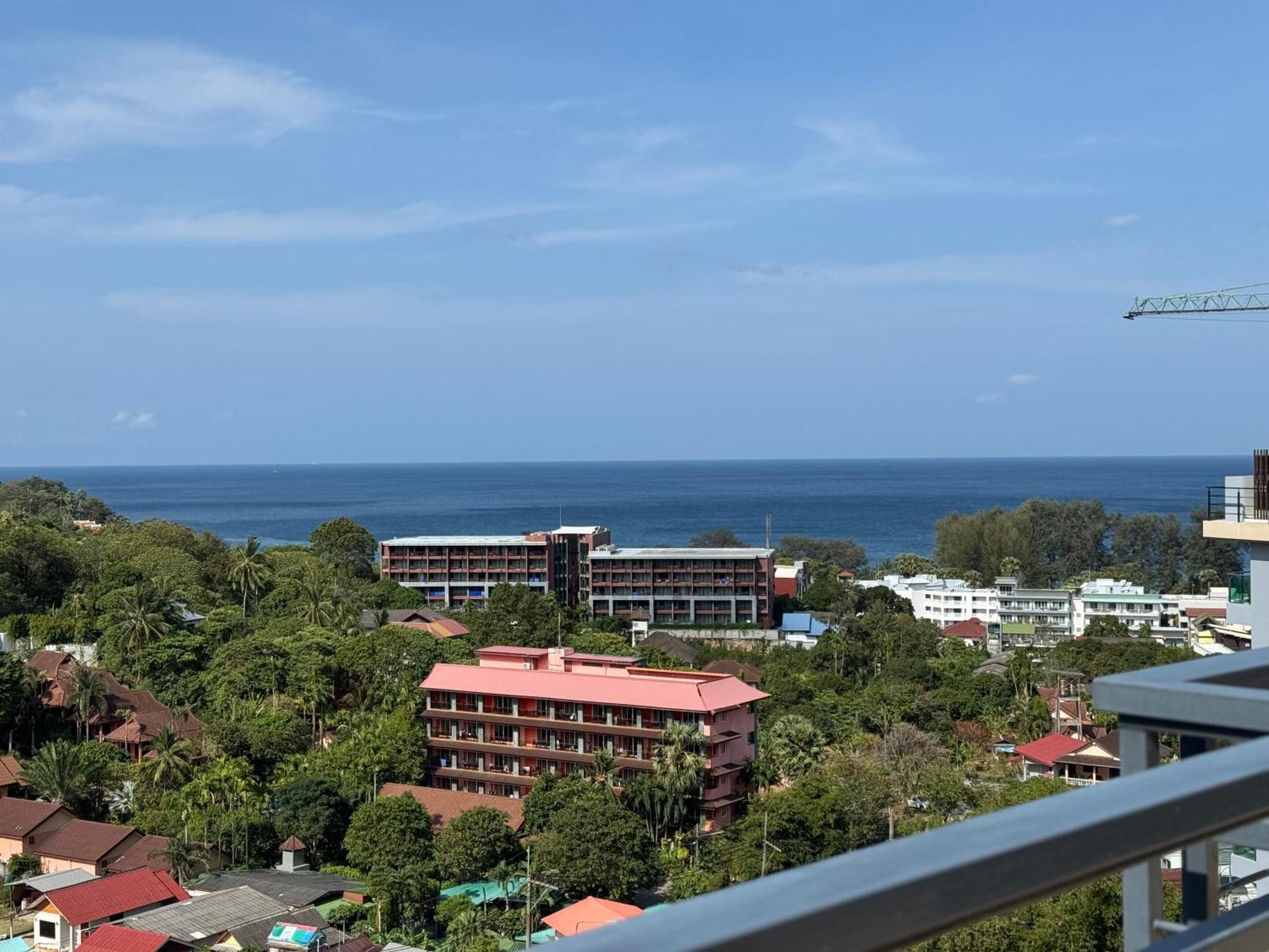 Luxury Seaview At Karon Apartment