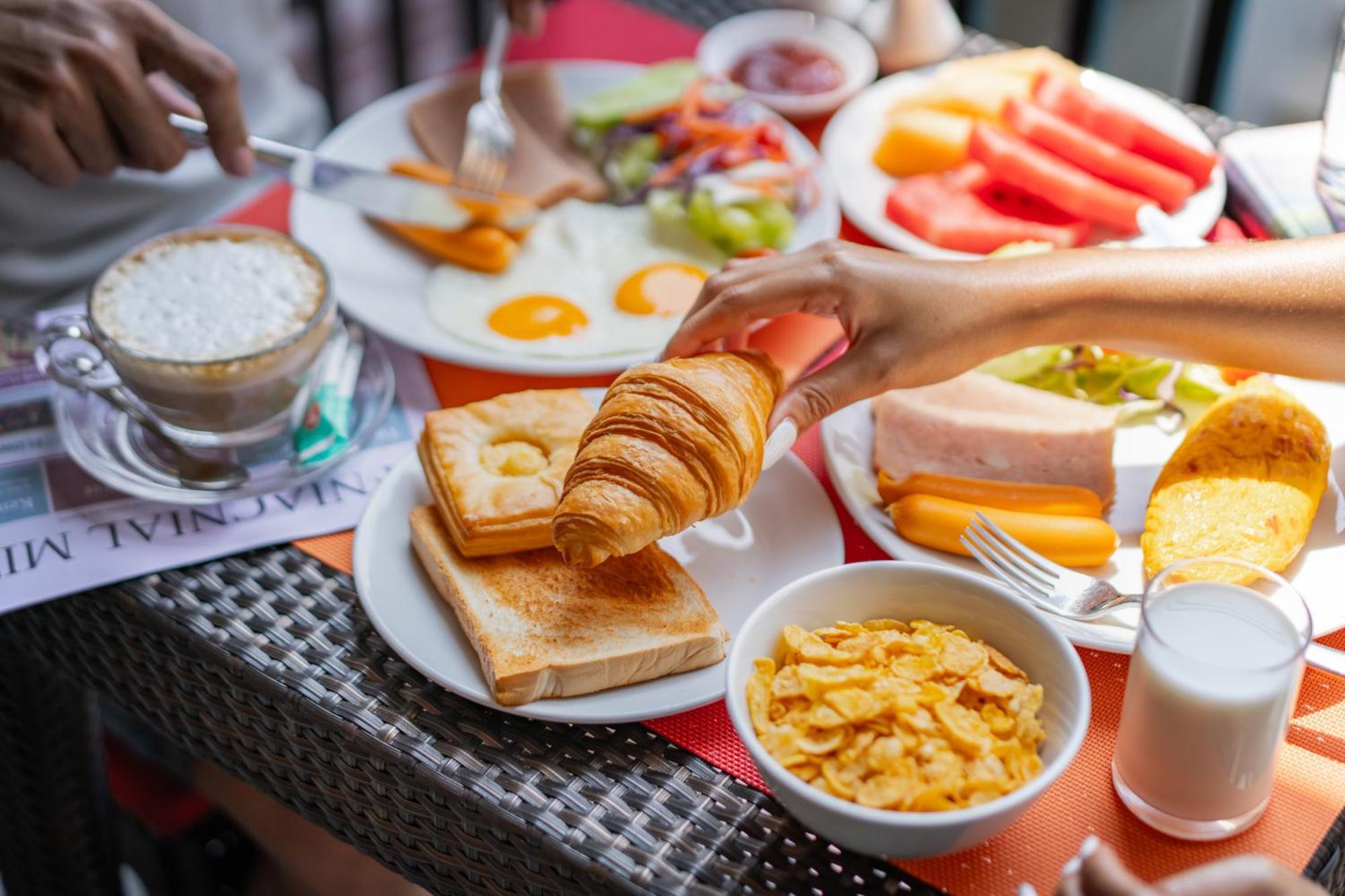 Citrus By Compass Hospitality Hotel Patong
