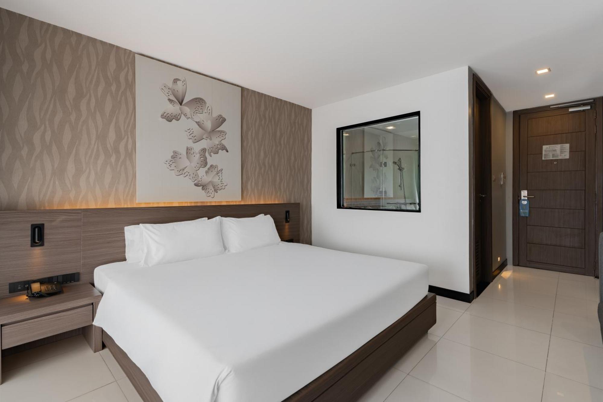 Hotel Citrus By Compass Hospitality 4*