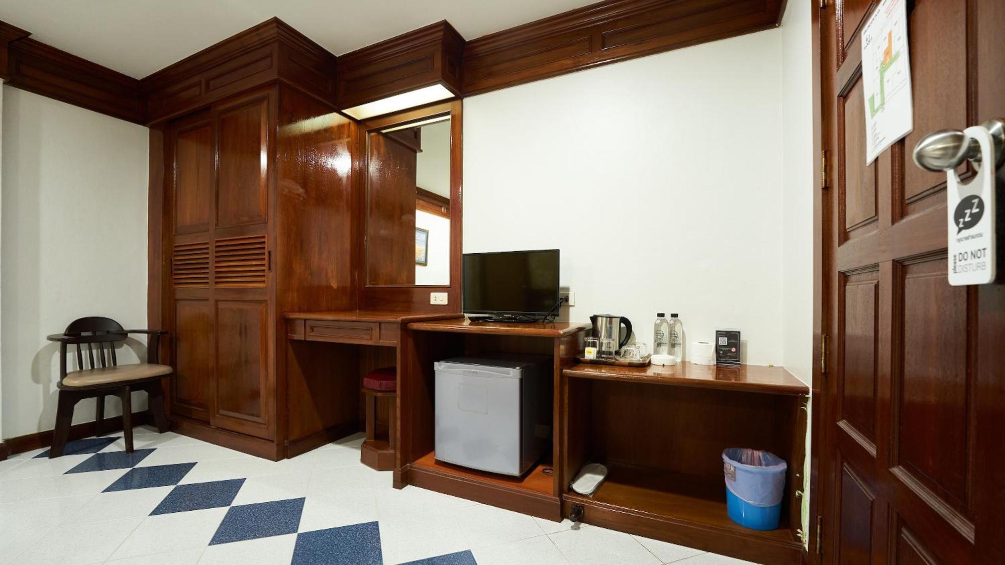 Lime Hotel