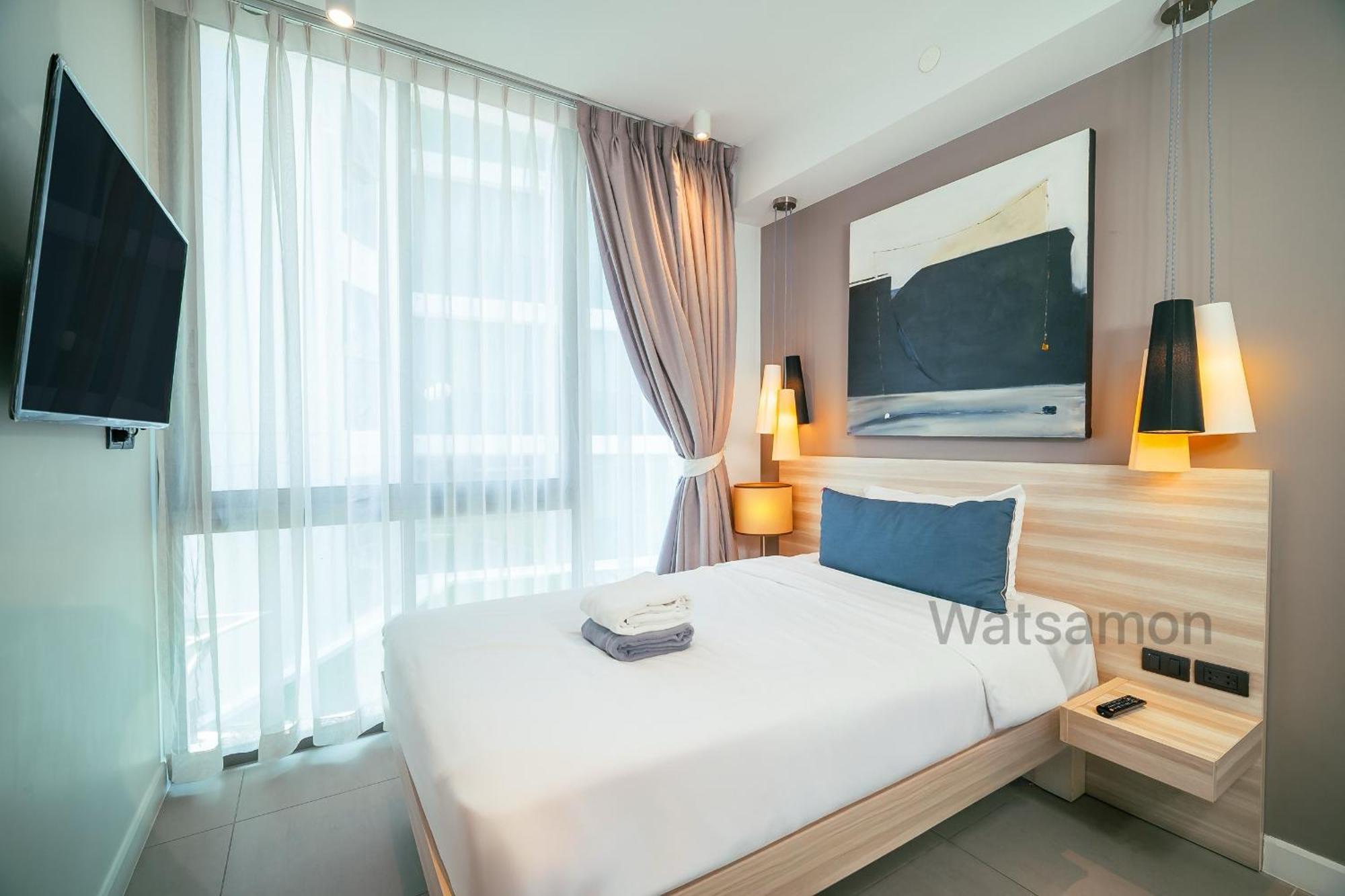 Oceanstone 2 Bedrooms Bangtao Laguna Apartment