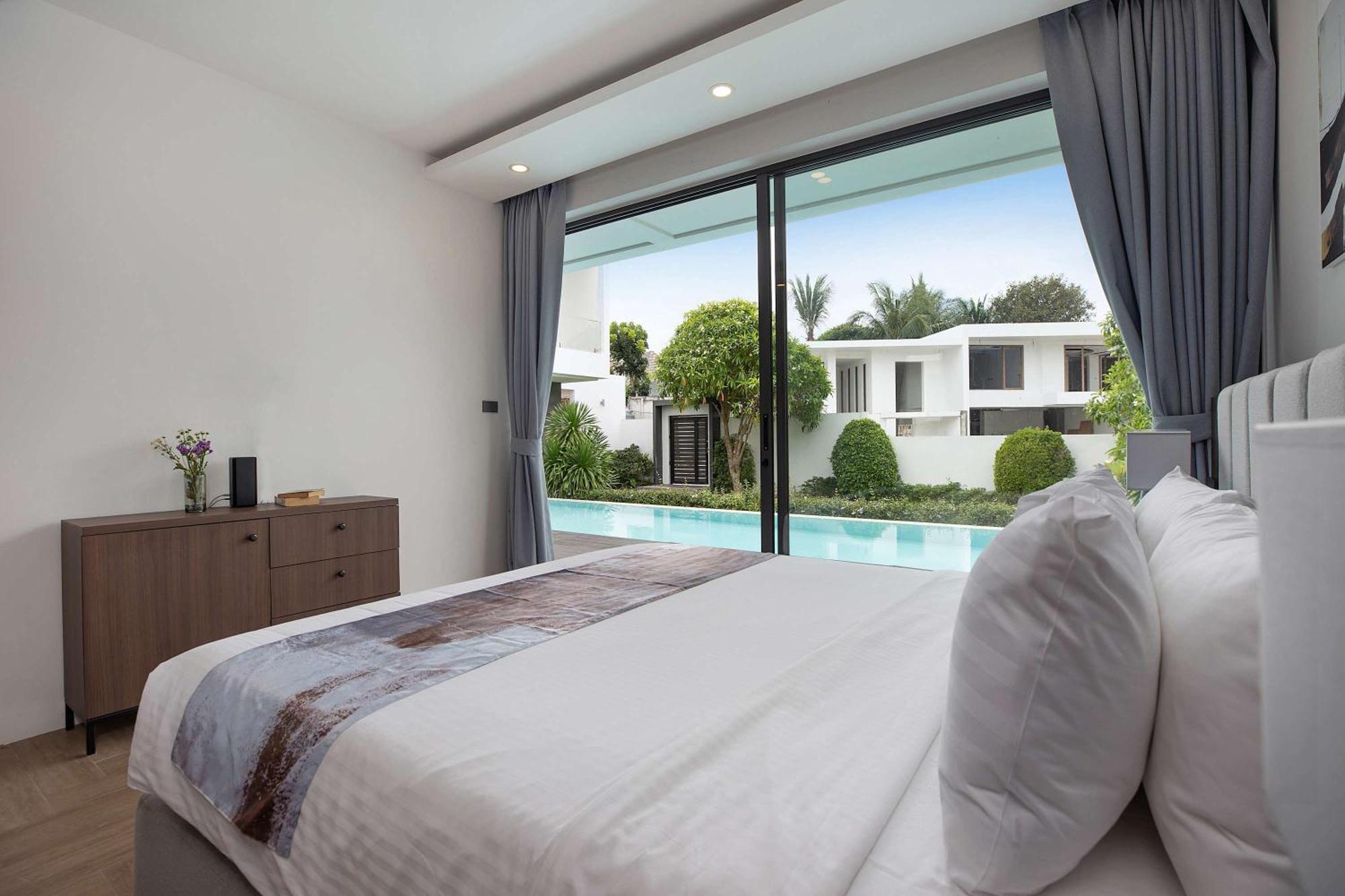 Ultra-modern Tropical Pool Pousada Phuket