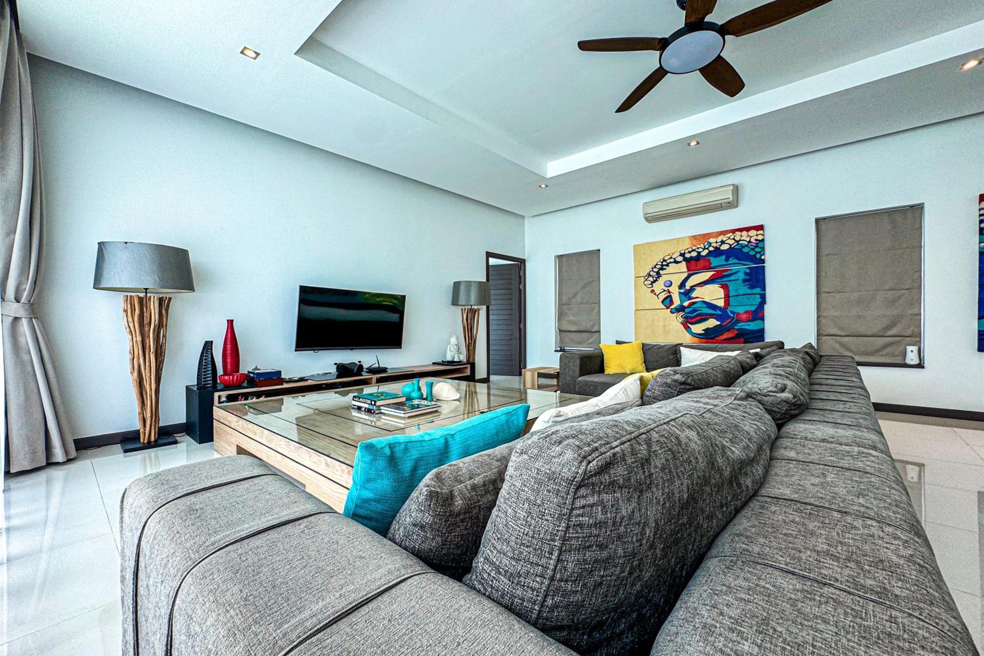 Villa Exclusive Tropical Living! Elegant 4br Destiny With Salt Pool