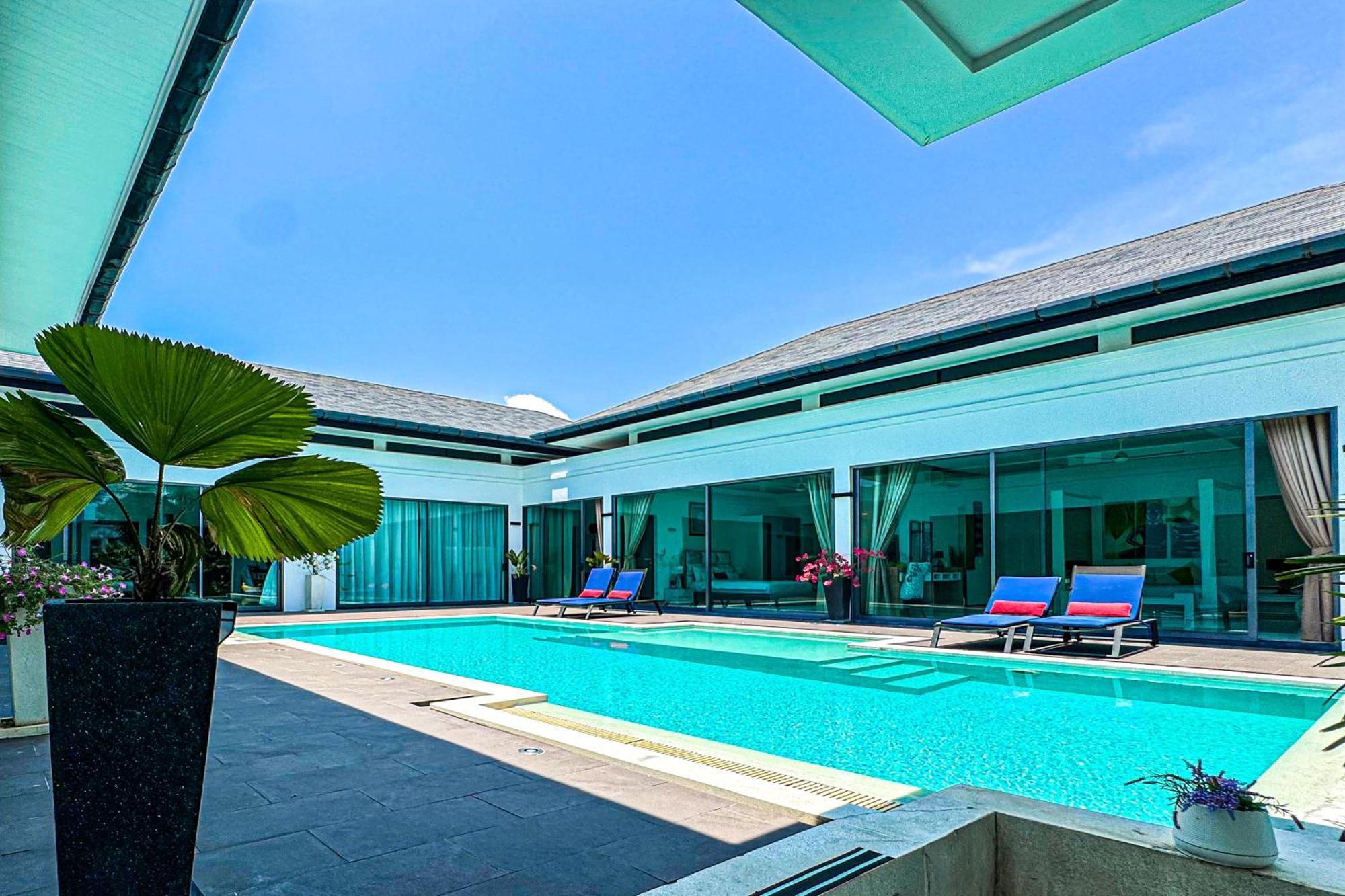 Villa Exclusive Tropical Living! Elegant 4br Destiny With Salt Pool *