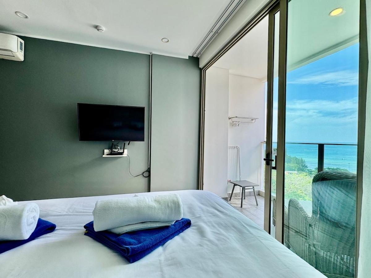 Sea View With Kitchen By Renttini Apartment
