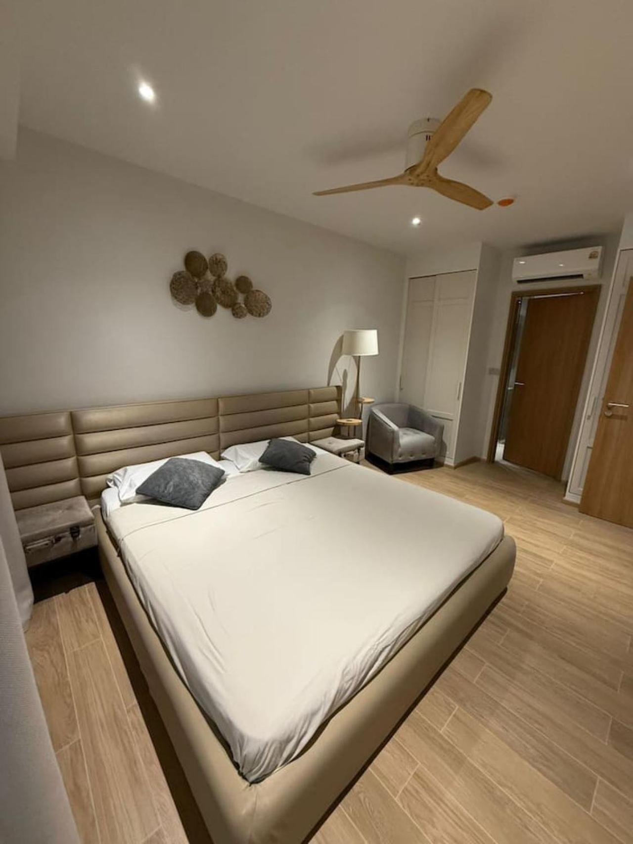 Apartment New Beachfront Bangtao *