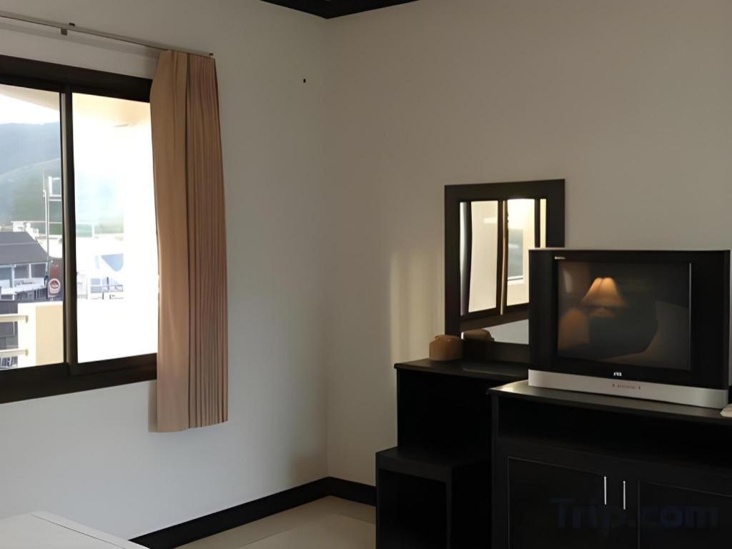 Resort Phuyai Strand Kamala
