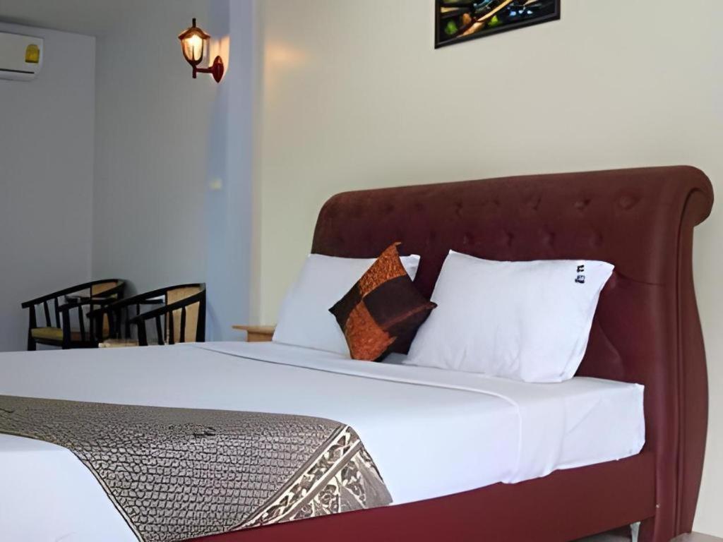 Nayai Resort 3*