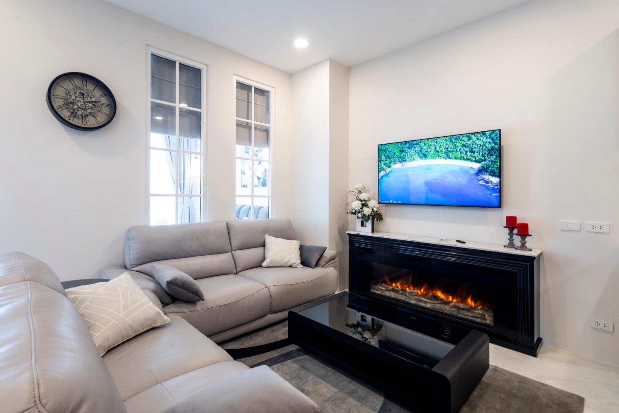 Karon Beach Residence Apartment