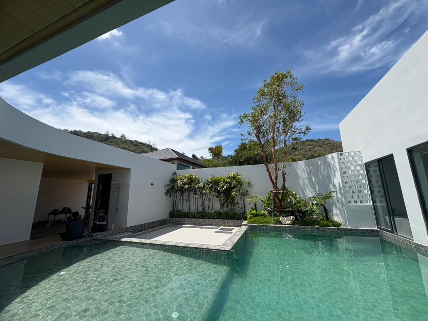 Mandla Villas Collection, White Anda Naiharn *
