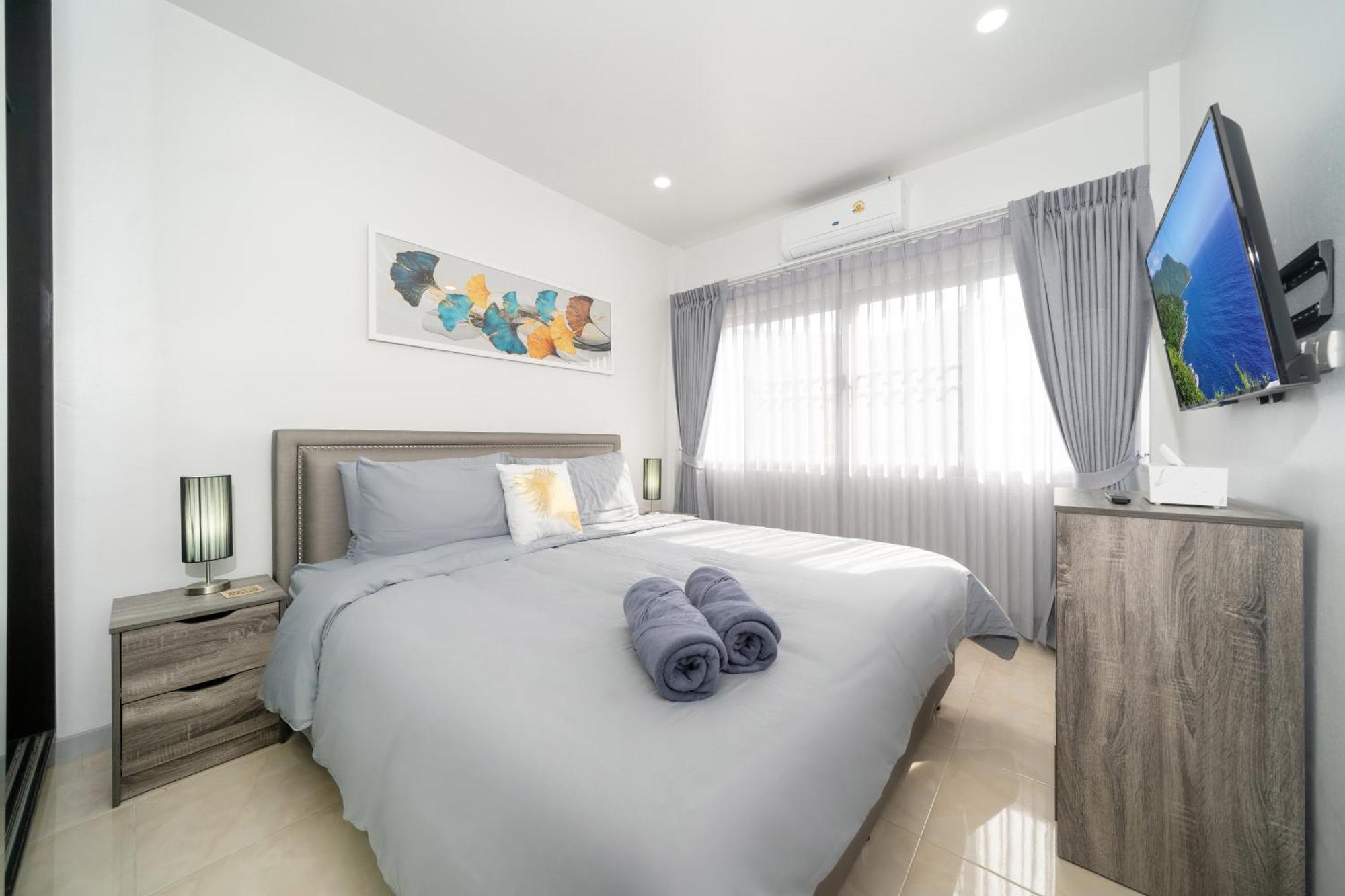 Loft Style 3-br Corner Private Pool Villa *