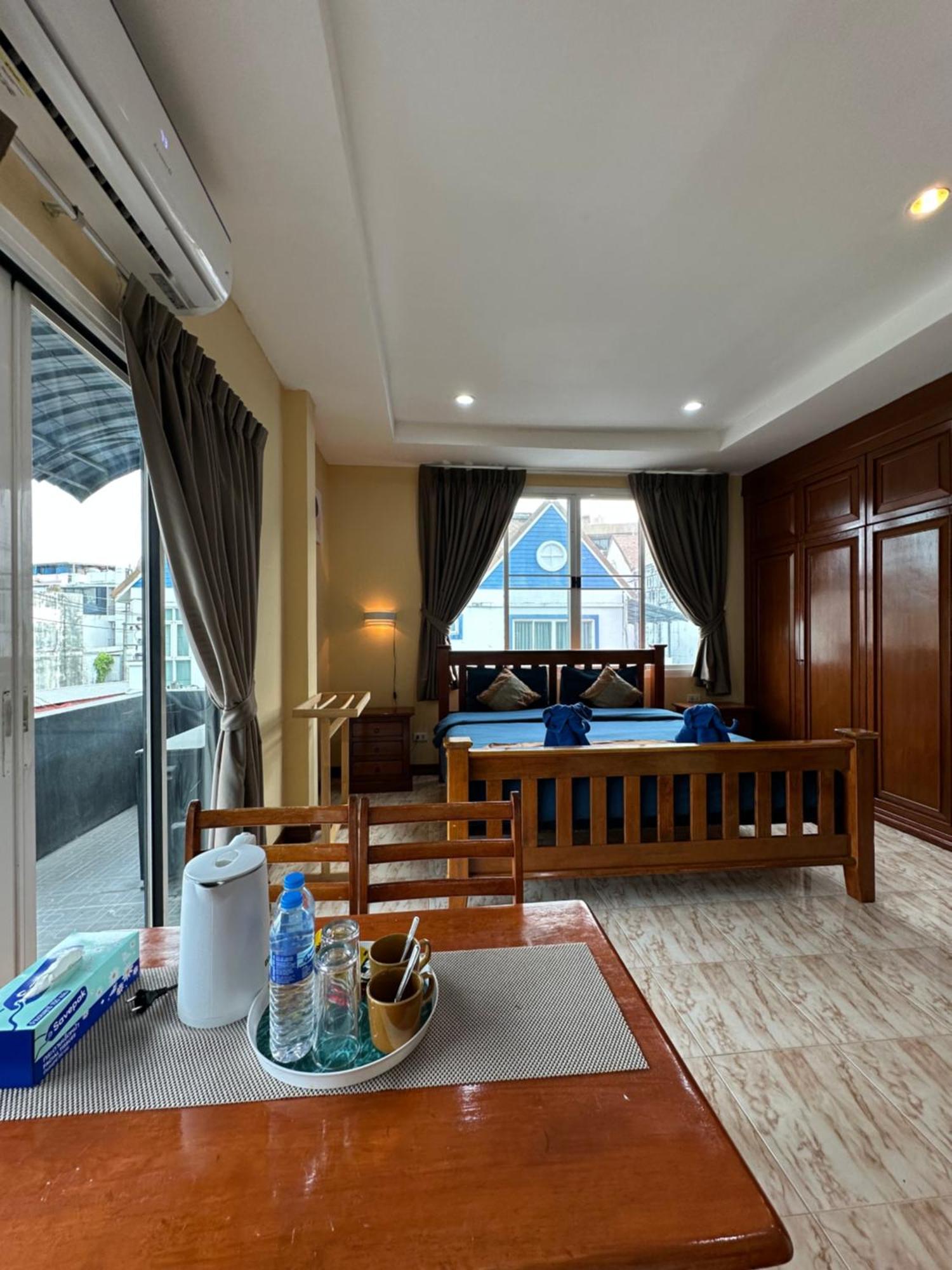 Bt Hotel