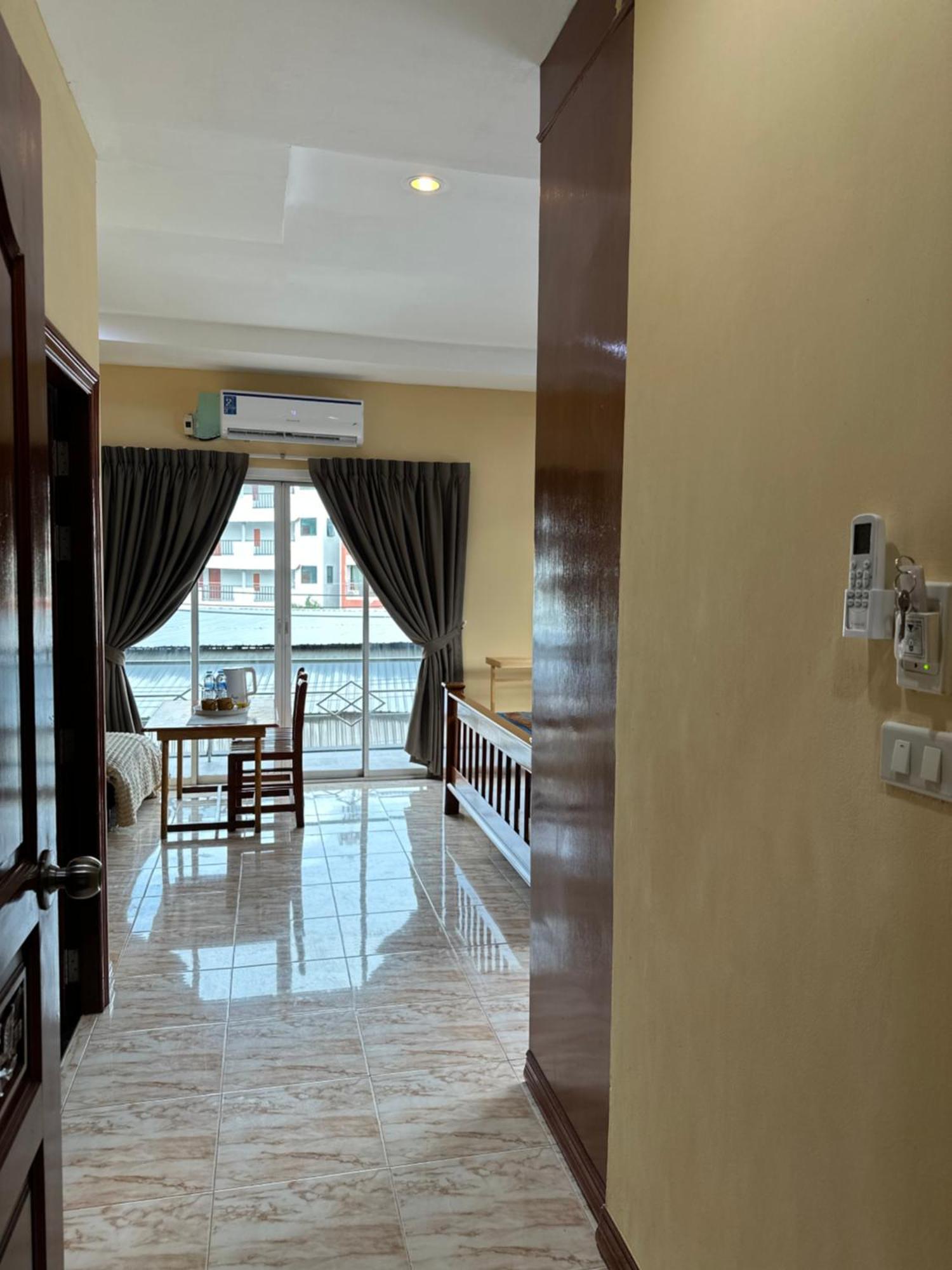 Bt Hotel Kata Beach (Phuket)