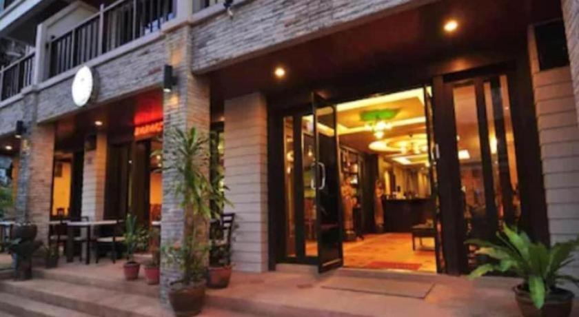 Mt Hotel