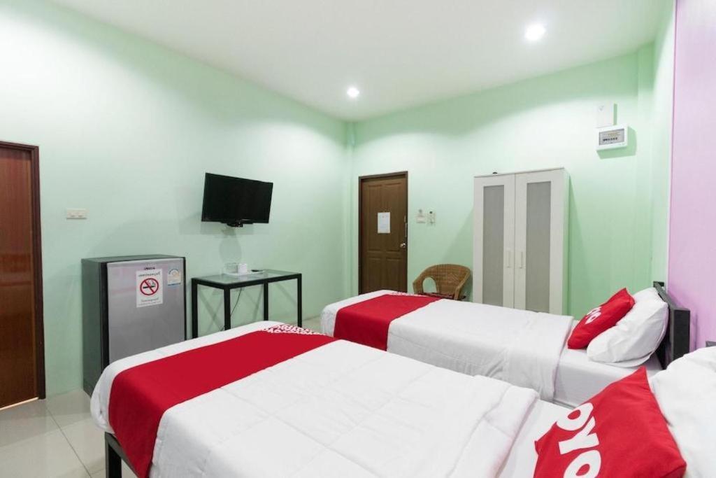Oyo 1163 Eden Hotel Patong