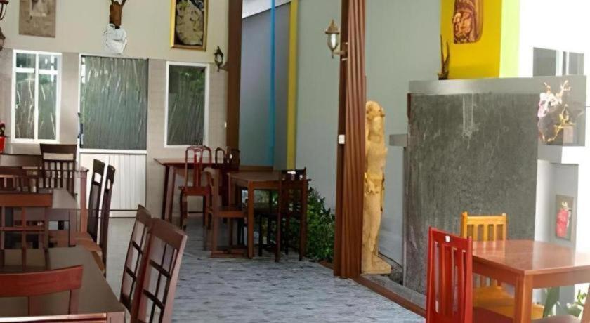 Nayai 3*