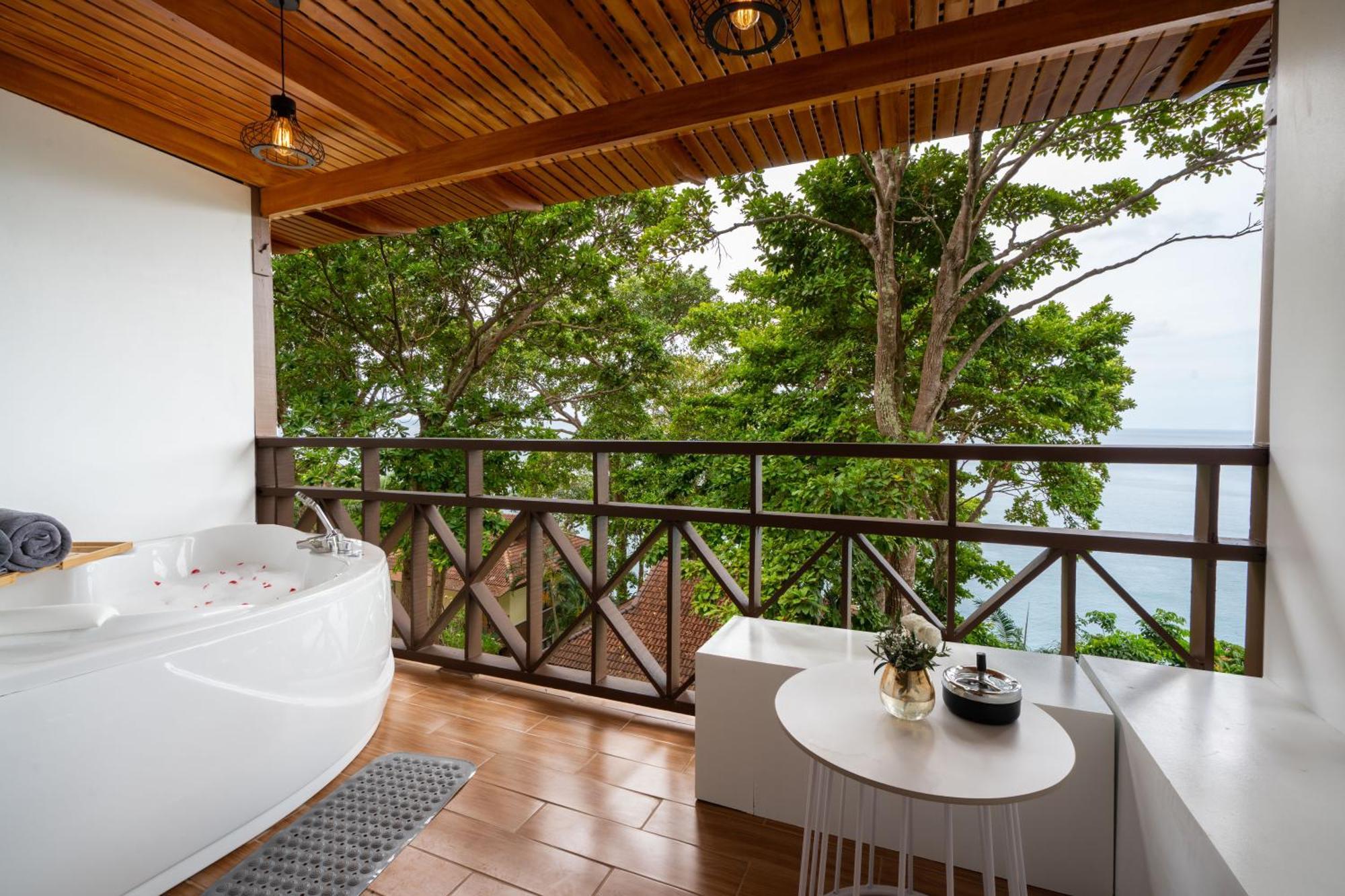 Anona Sunset Boutique 5* Ban Karon