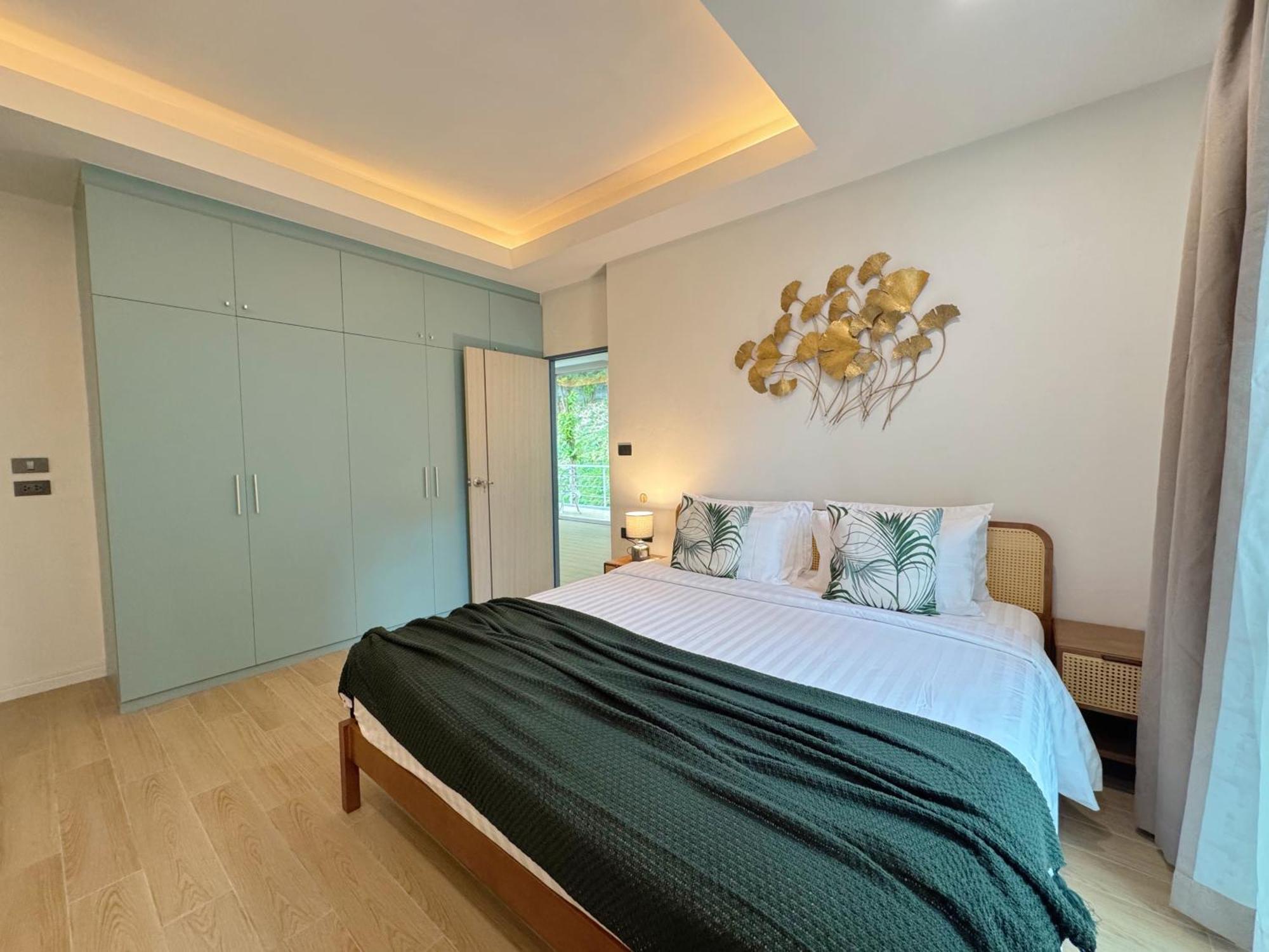 Tropical Living Hillside Apartment Kamala Beach