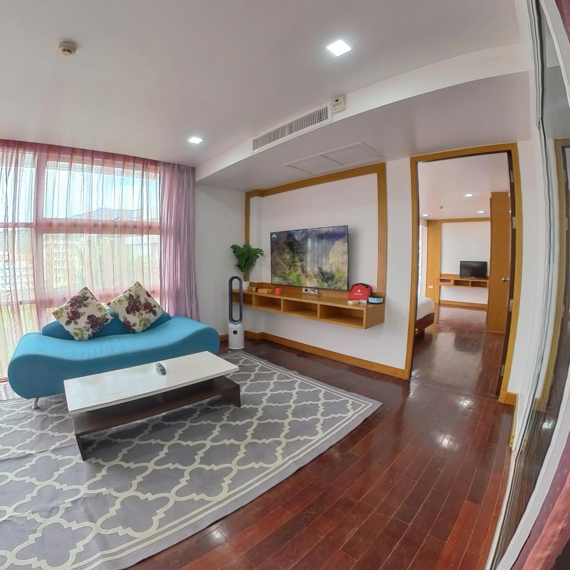 Pangsapuri The Kris 2 Bedrooms 2 Bathrooms
