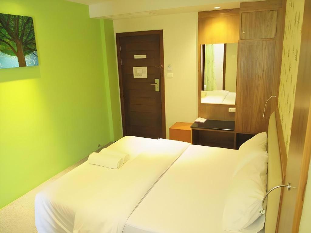 Hotel Ecozy Phuket