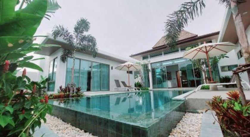 Resort Escape