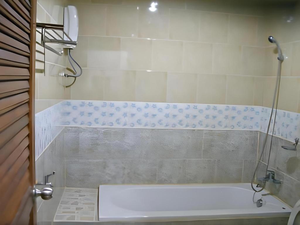 Resort Phuyai Strand Kamala