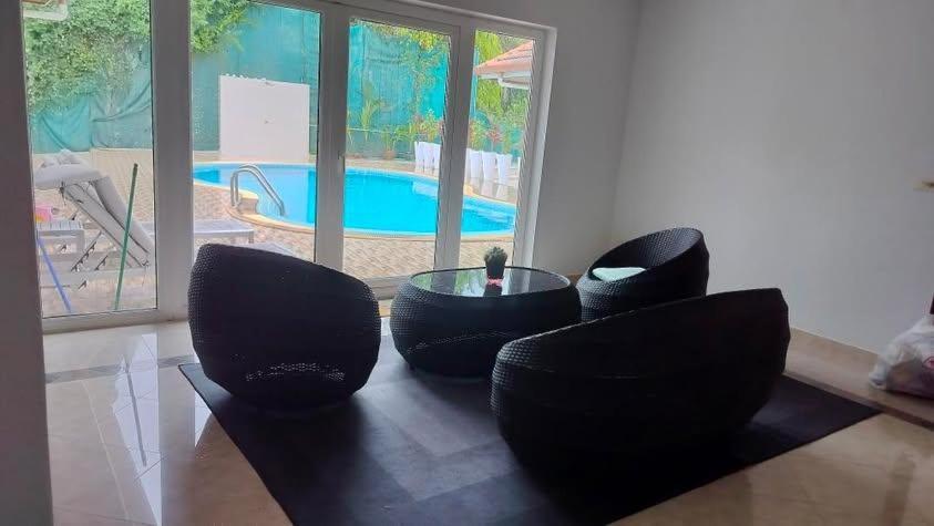 Apartment C-pool Boutique *