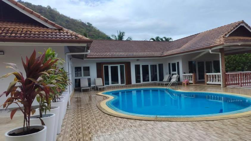 C-pool Boutique Rawai