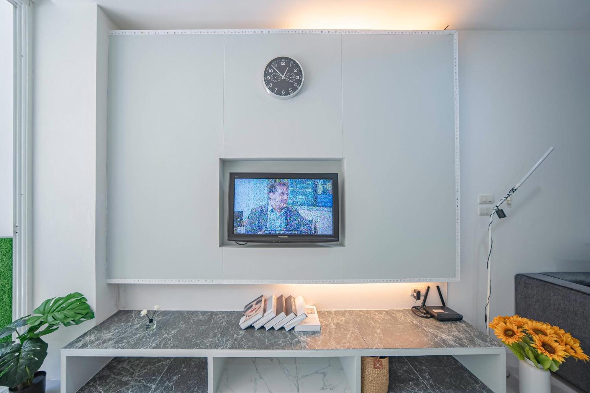 Natural Modern Apartmenthigh Speed Wifibig Living