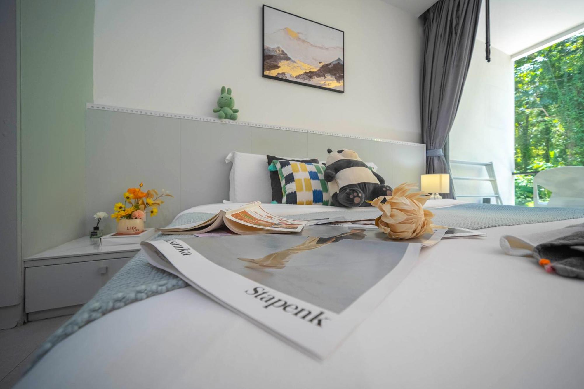 Natural Modern Apartmenthigh Speed Wifibig Living Kamala Beach