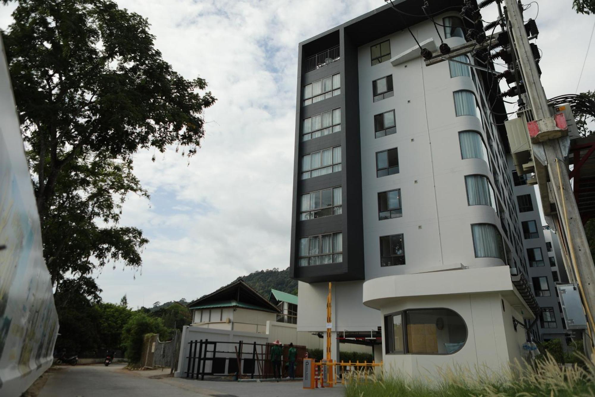 By The Sea A502 Apartment Kamala Beach