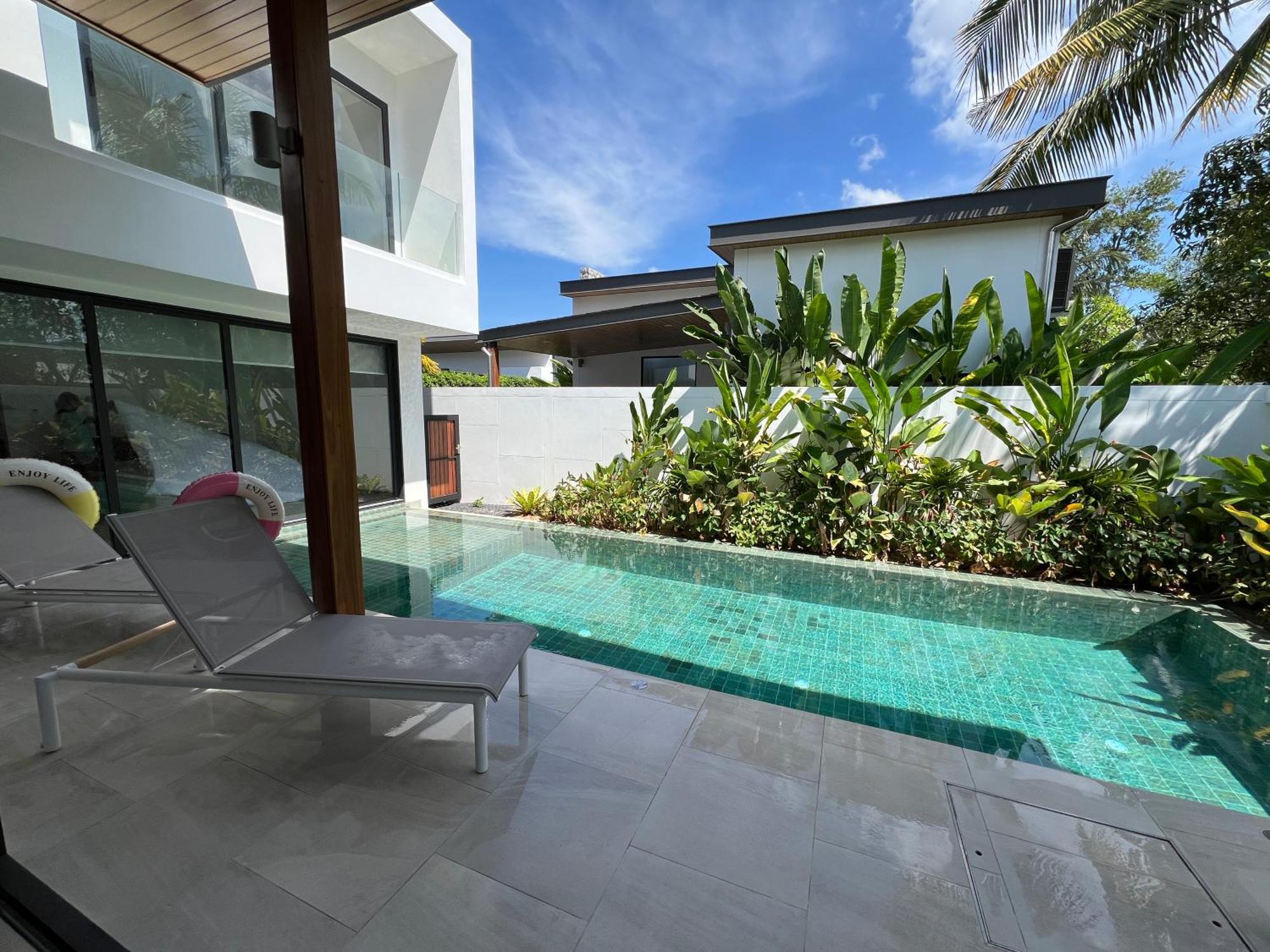 Boat Avenue 4 Bed Pool Sleep 8 Villa
