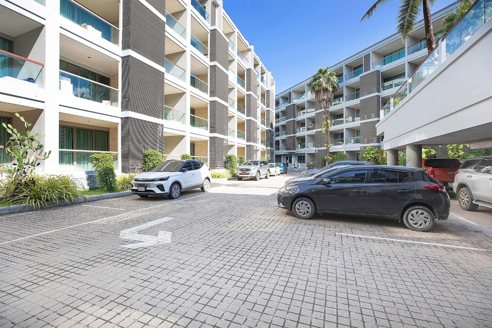 Apartment Stylish Stay, Quiet Vibe - Regent B411, Near Bangtao Bang Tao Beach (Phuket)