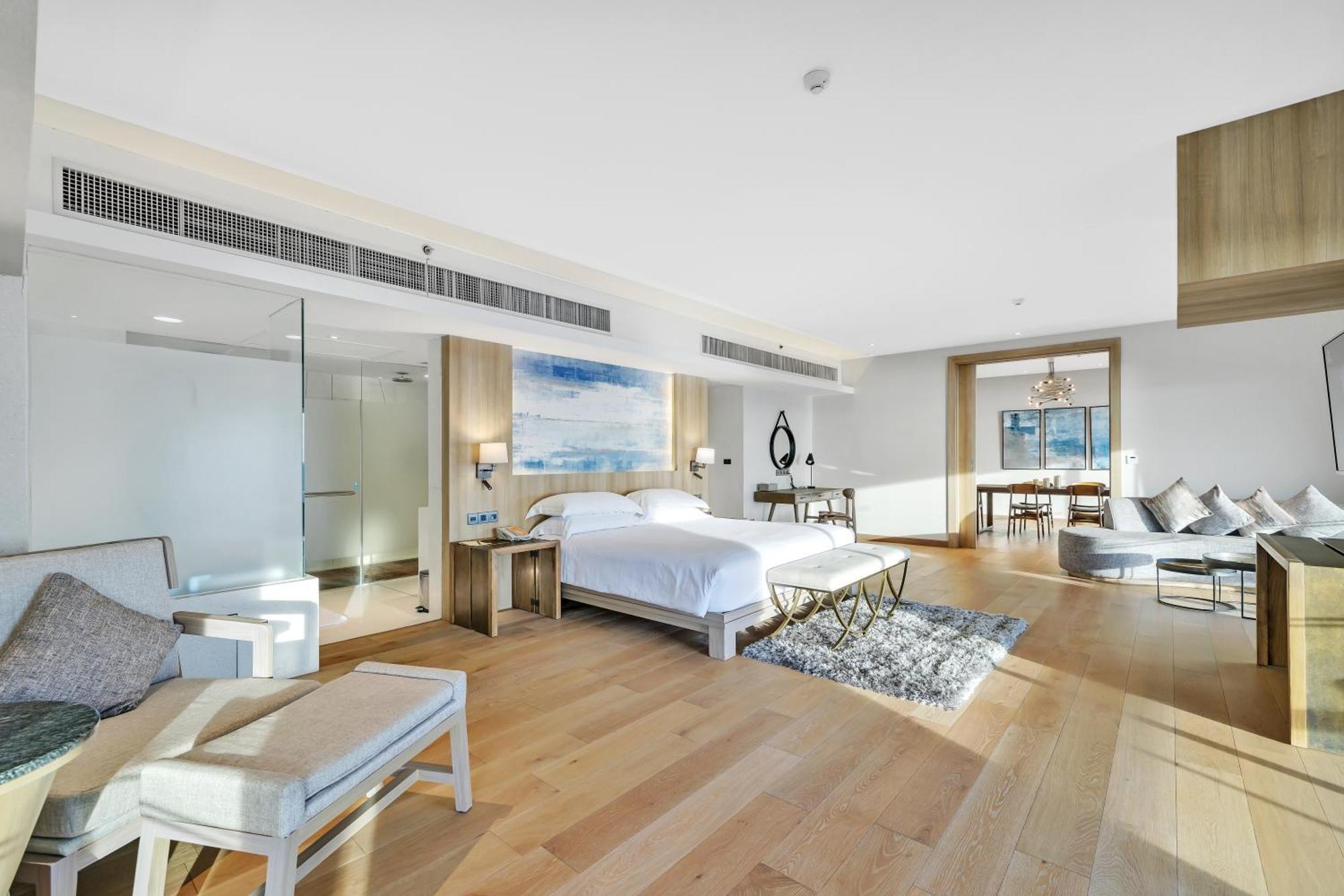 Resort Pullman Phuket Beach 5*