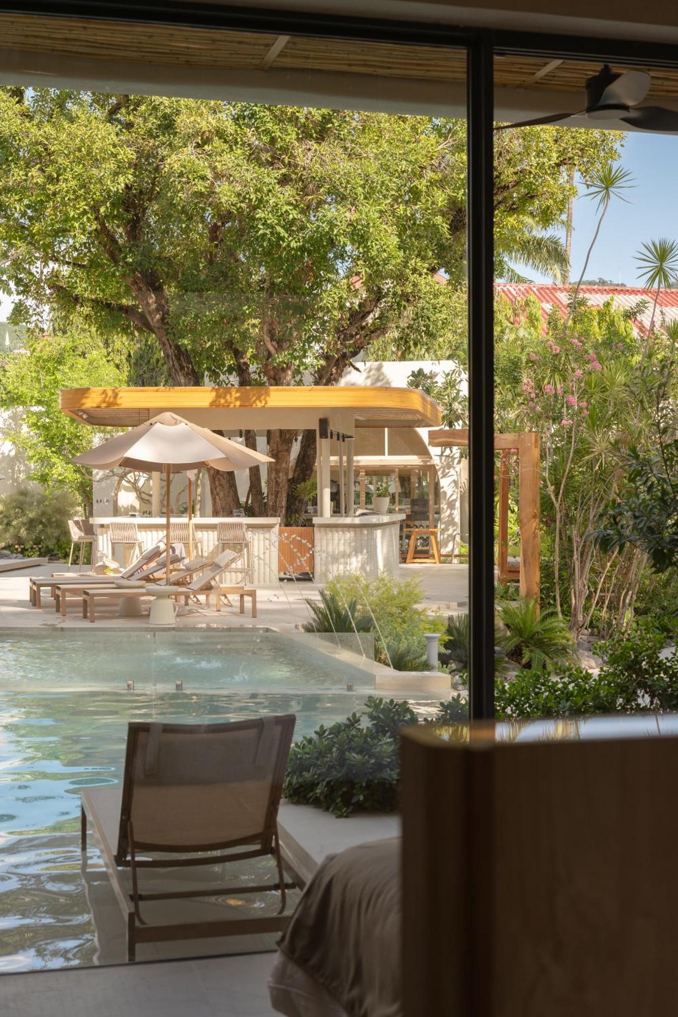Eden Resort