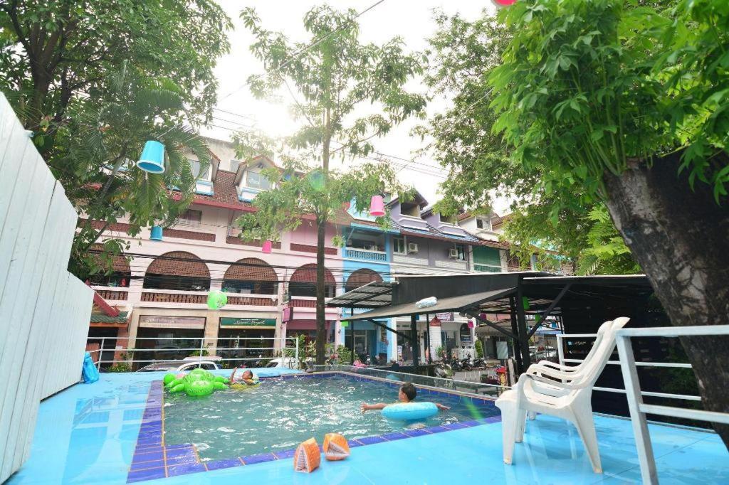 Oyo 1163 Eden Hotel