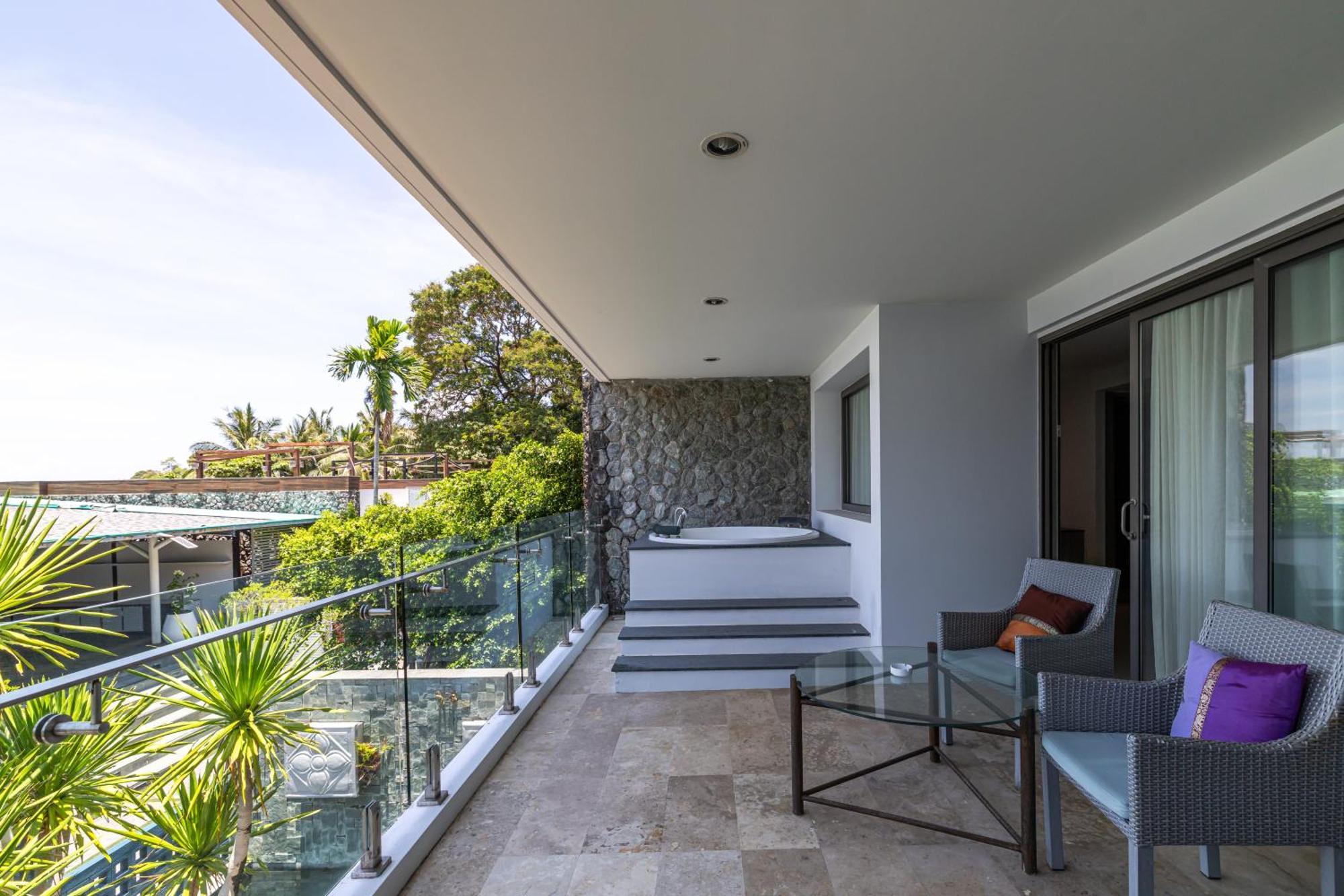Moonlit Bay Seaview & Villa Phuket