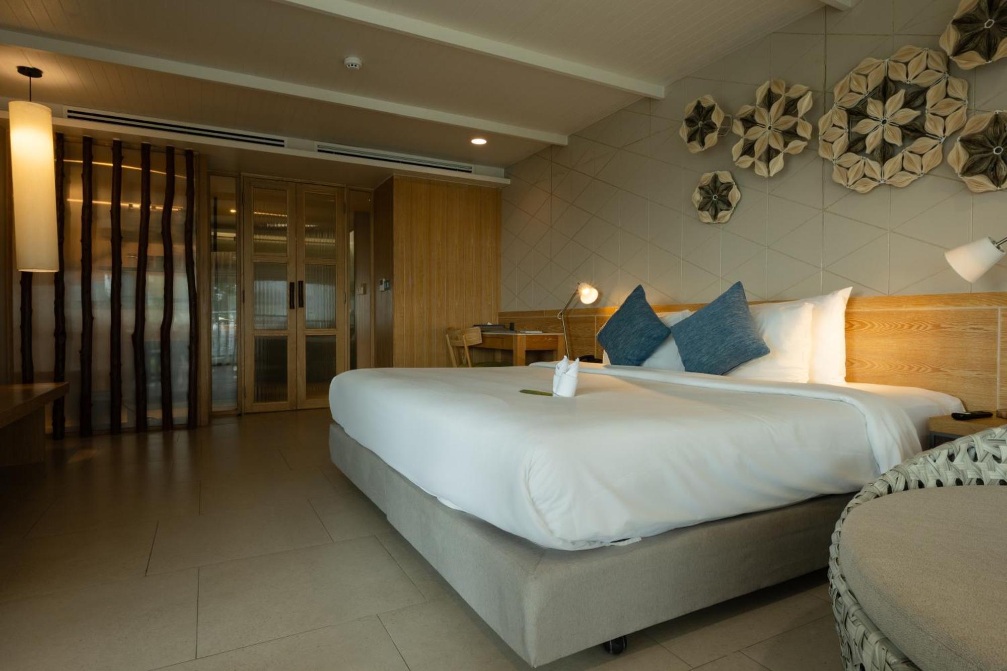 Andaman Cannacia & - Sha Extra Resort