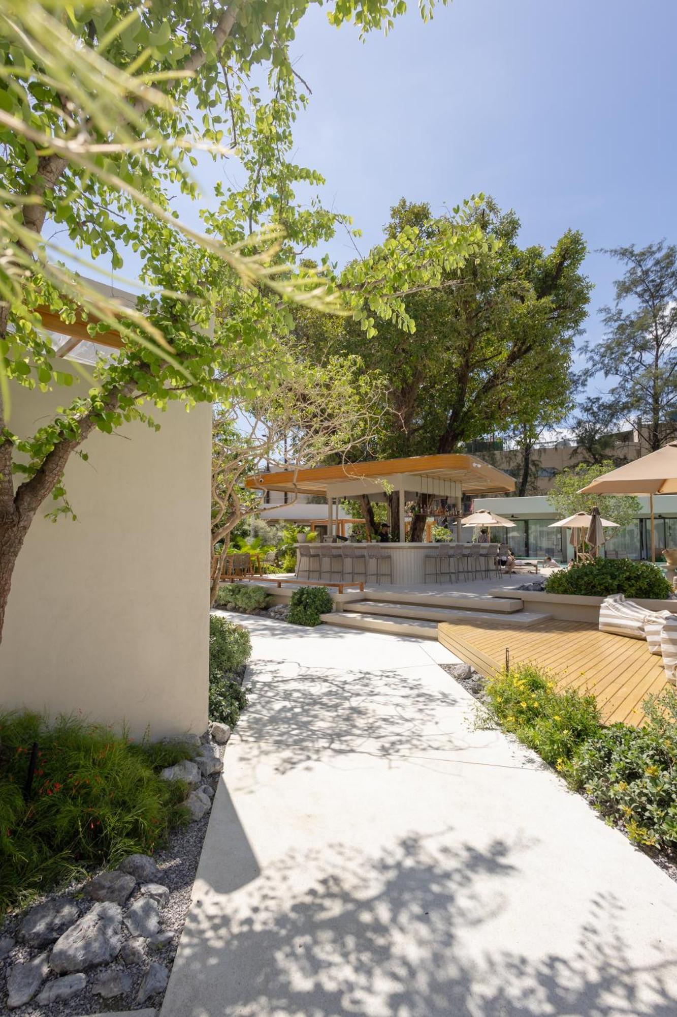 Eden Resort 4*