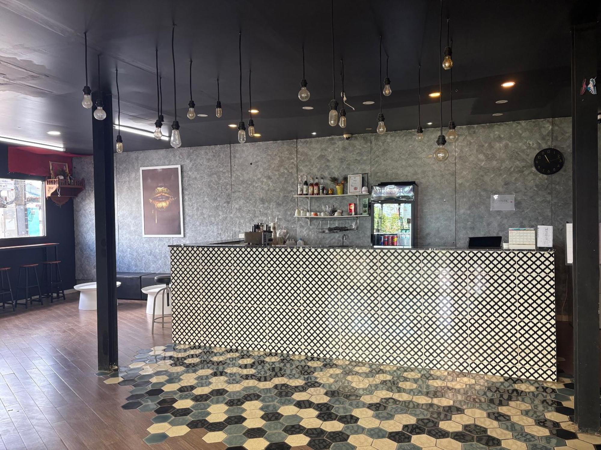 Tempat peranginan 1715 House - White Rhino 3*