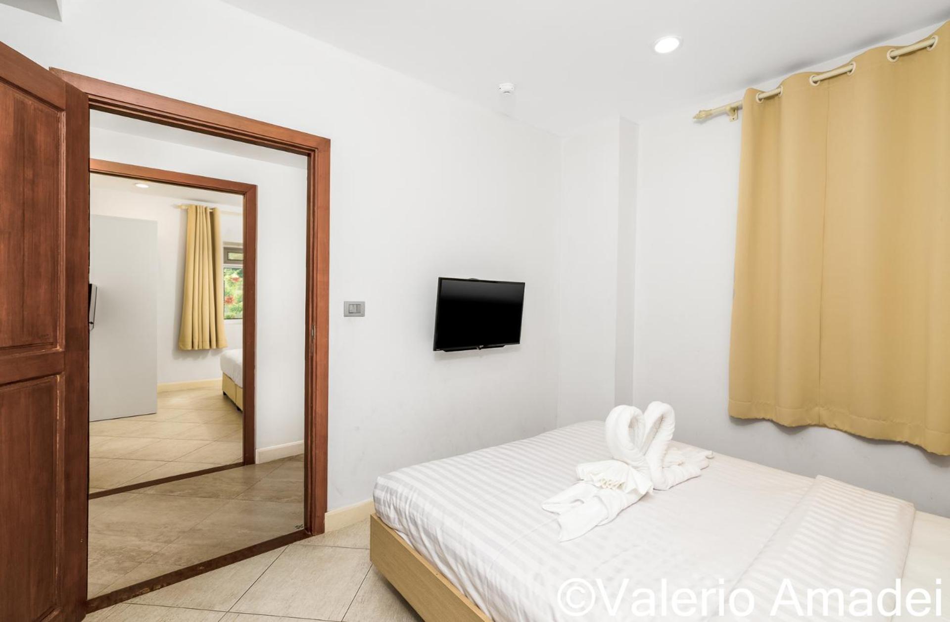 Apartment Kb By Phr *
