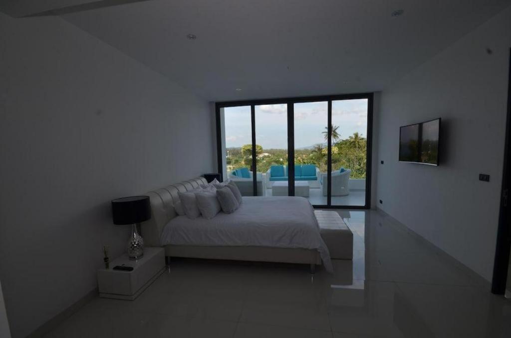 Sansuri Surin Beach (Phuket)