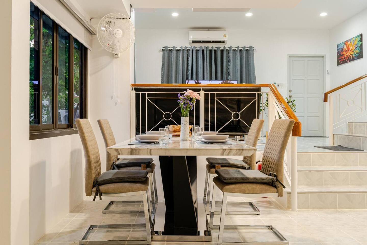 Villa 2 Bed Townhouse, Location, *