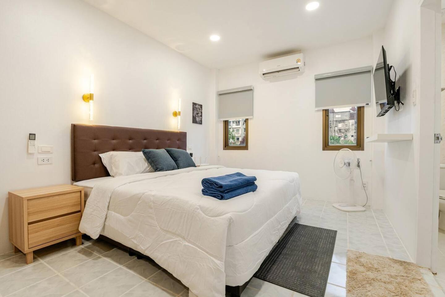 2 Bed Townhouse, Location, Villa Patong