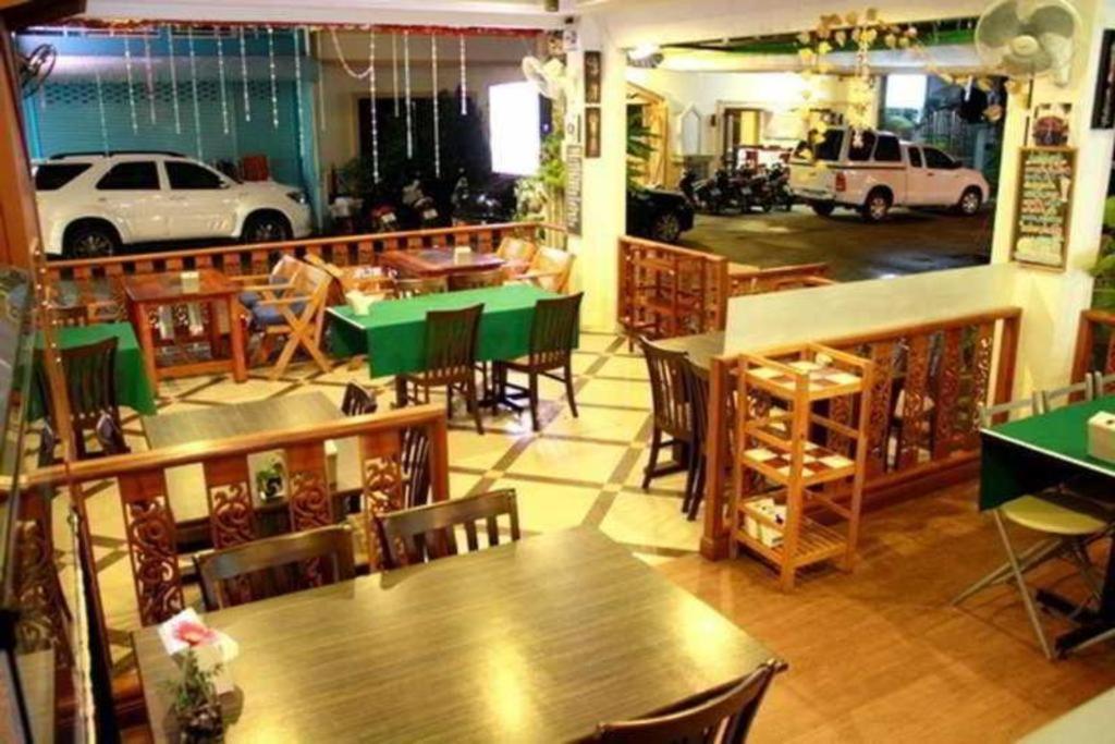 Hotel Triple Rund Place