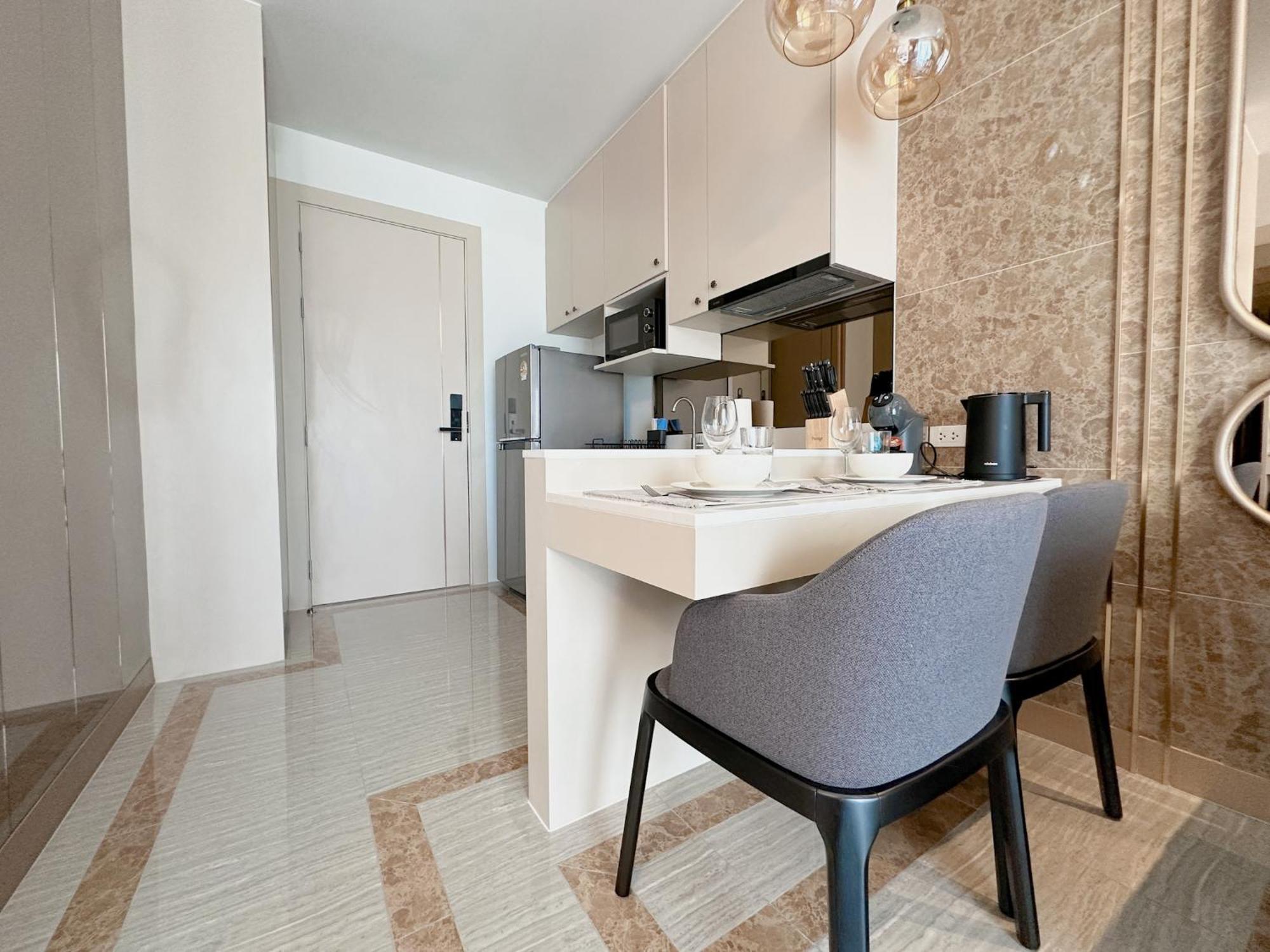 Bellevue Lagoon Bang Tao Phuket Apartment