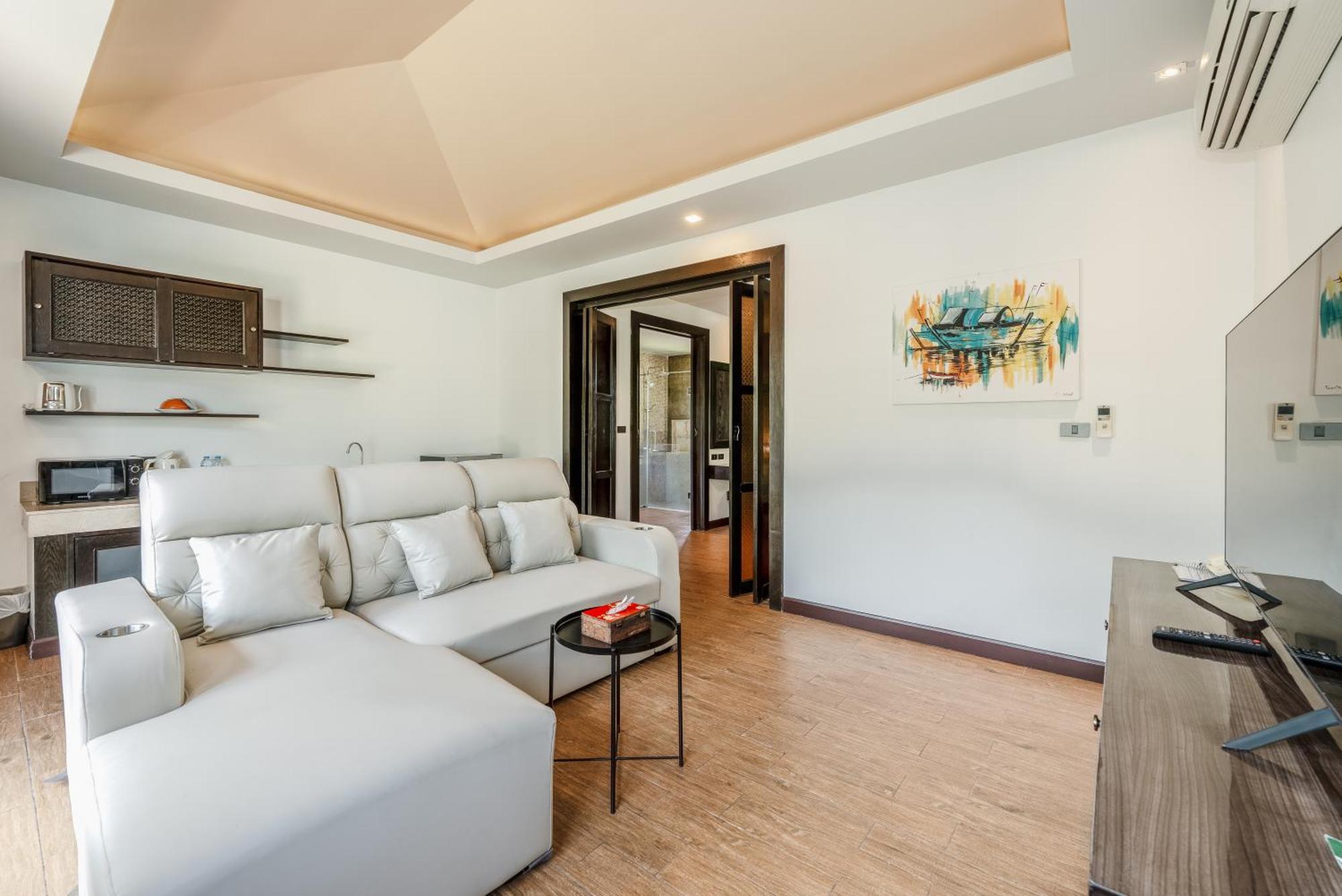 Resort Coco Retreat Phuket And - Sha Chalong