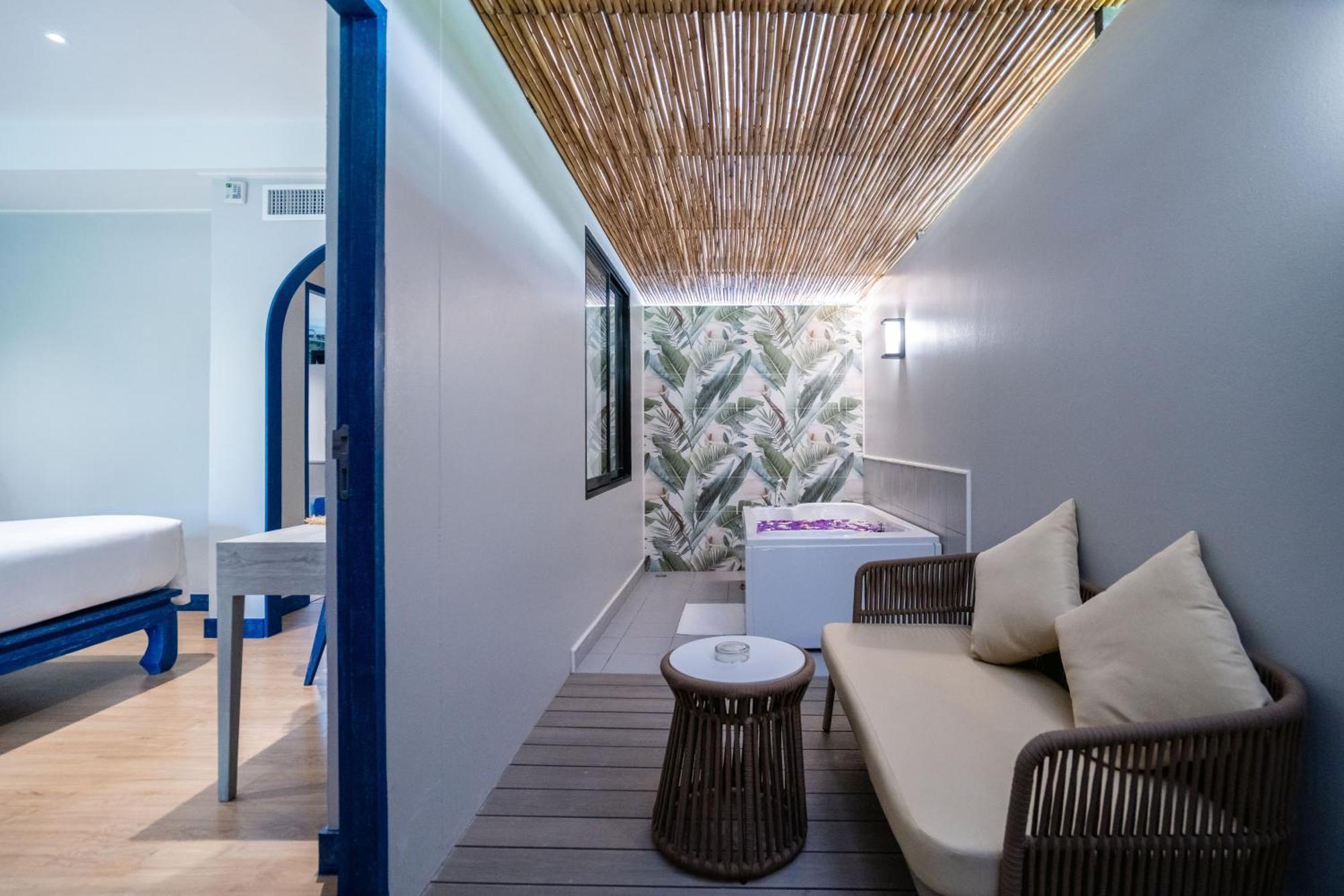 Phuket Island View - Sha Extra 4* Karon