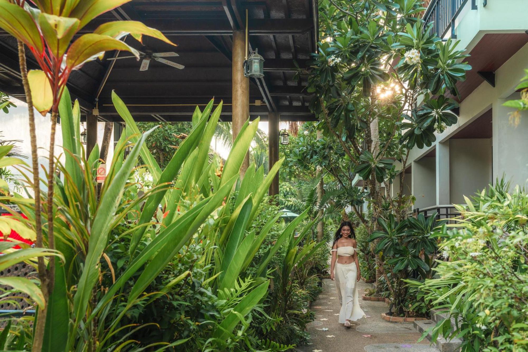 Coco Retreat Phuket And - Sha 4*